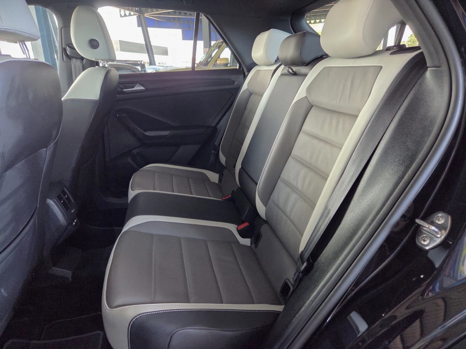 2021 VOLKSWAGEN T-ROC 2.0 TSI 4MOTION R-LINE DSG