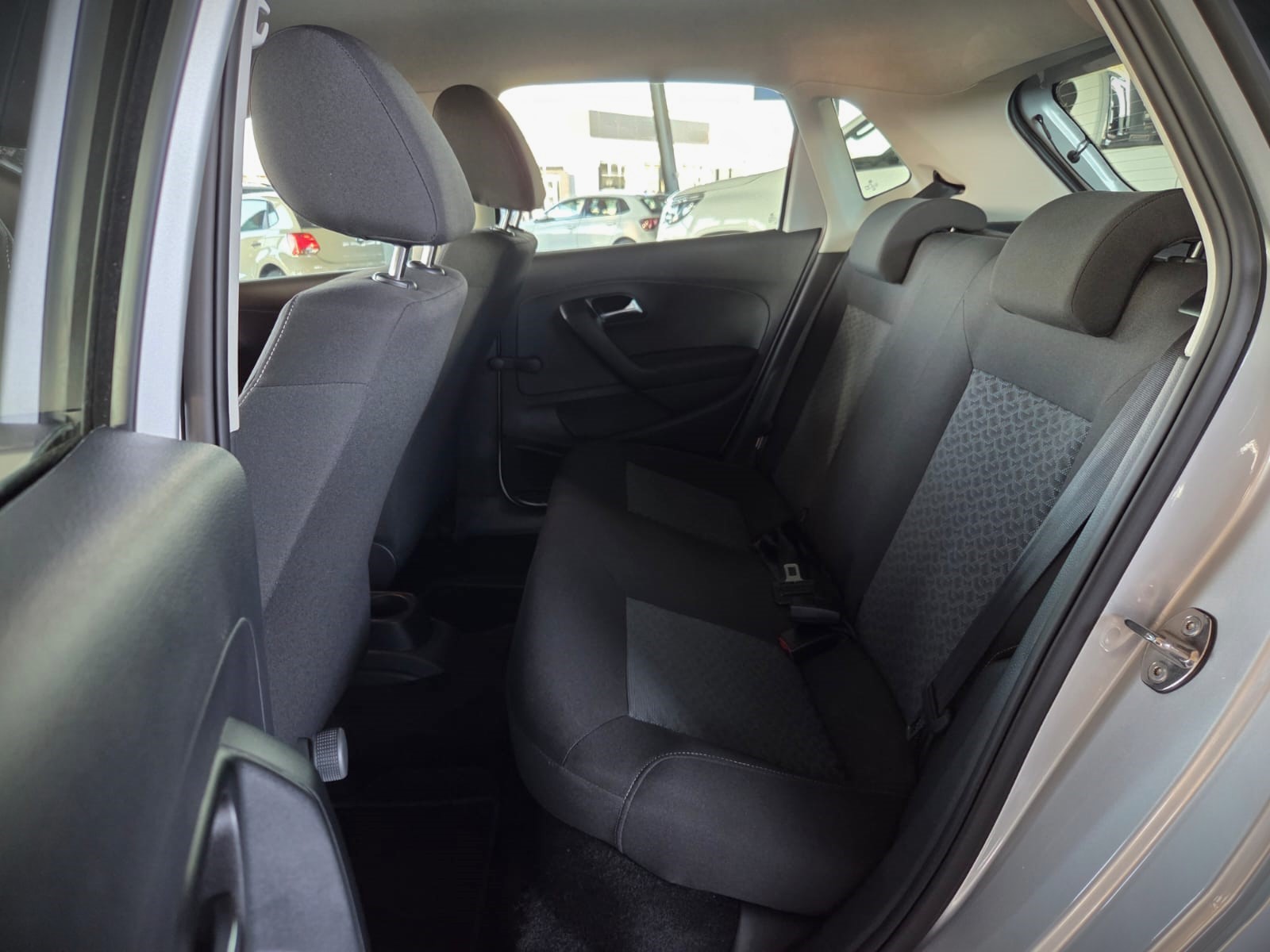 2025 VOLKSWAGEN POLO VIVO 1.6 LIFE TIP 5-DR