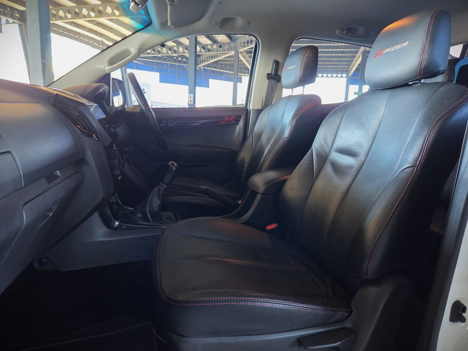 2017 ISUZU KB250 D-TEQ HO X-RIDER D/C
