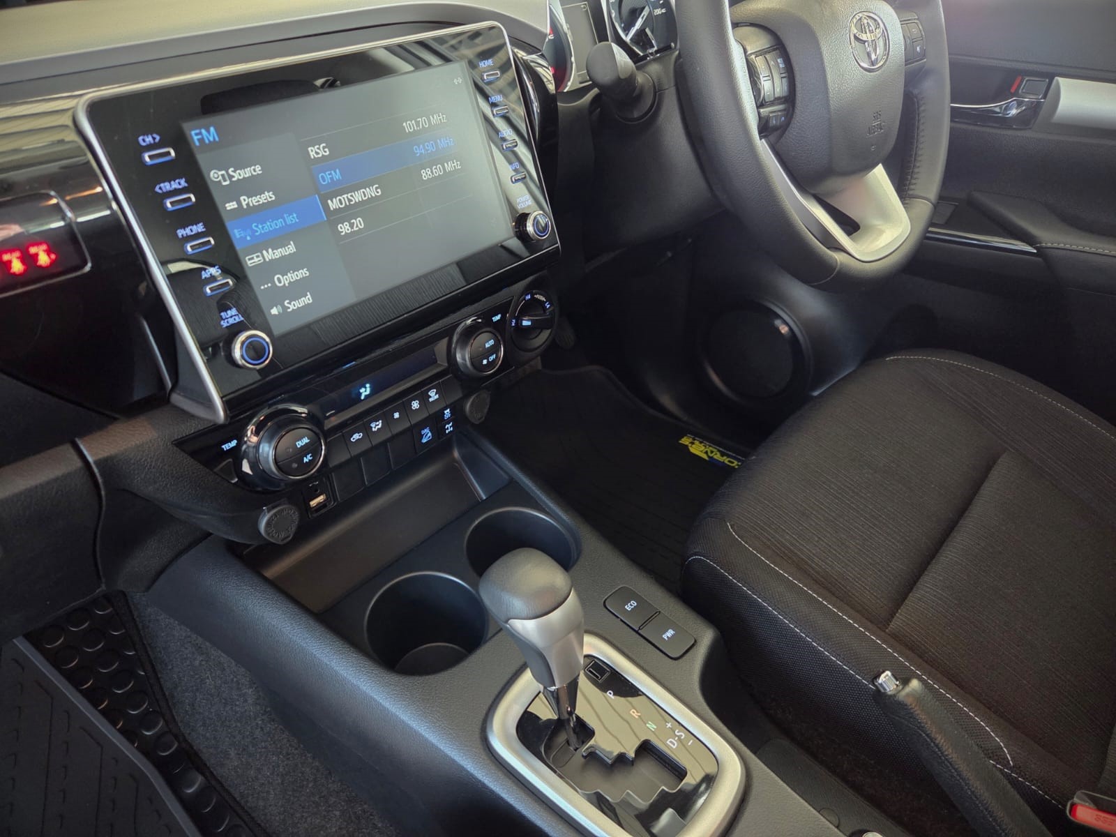 2024 TOYOTA HILUX 2.8 GD-6 RAIDER 4X4 A/T D/C