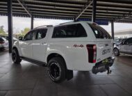 2017 ISUZU KB300 D-TEQ LX 4X4 A/T D/C