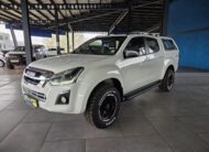 2017 ISUZU KB300 D-TEQ LX 4X4 A/T D/C
