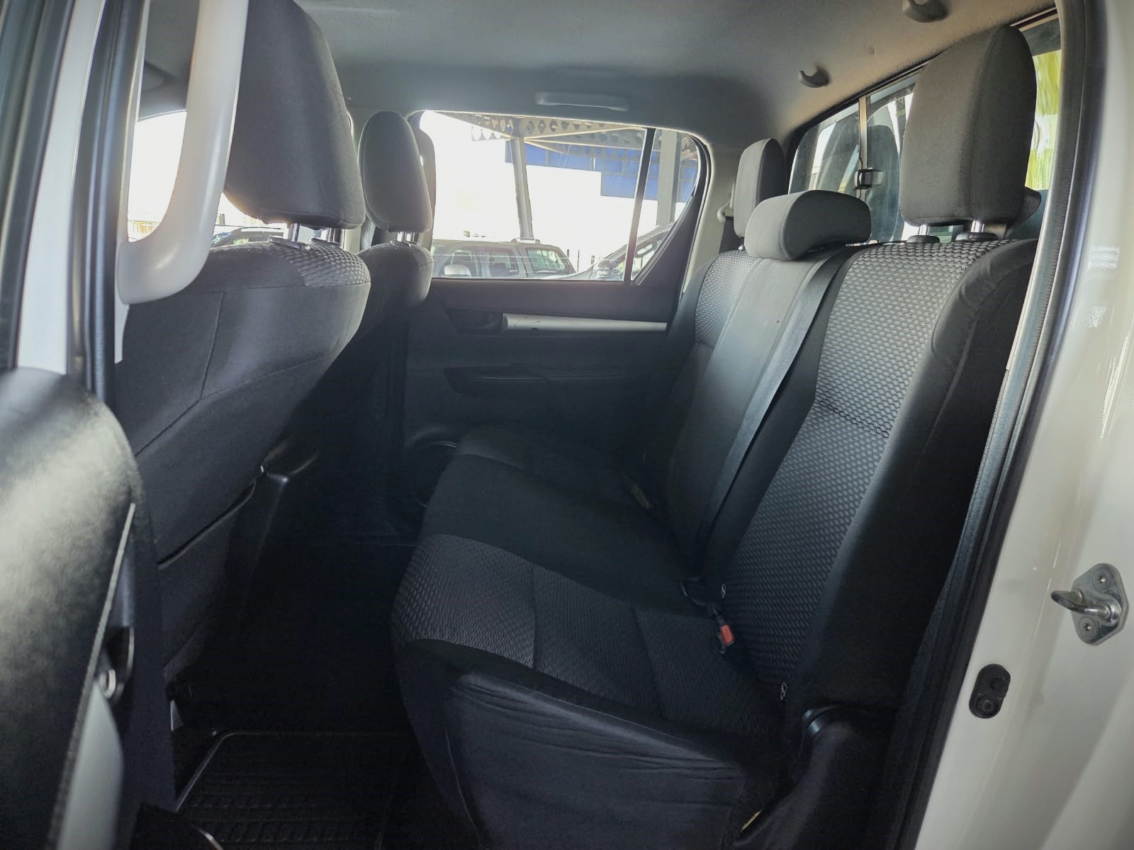 2020 TOYOTA HILUX 2.4 GD-6 DAKAR 4X4 A/T D/C