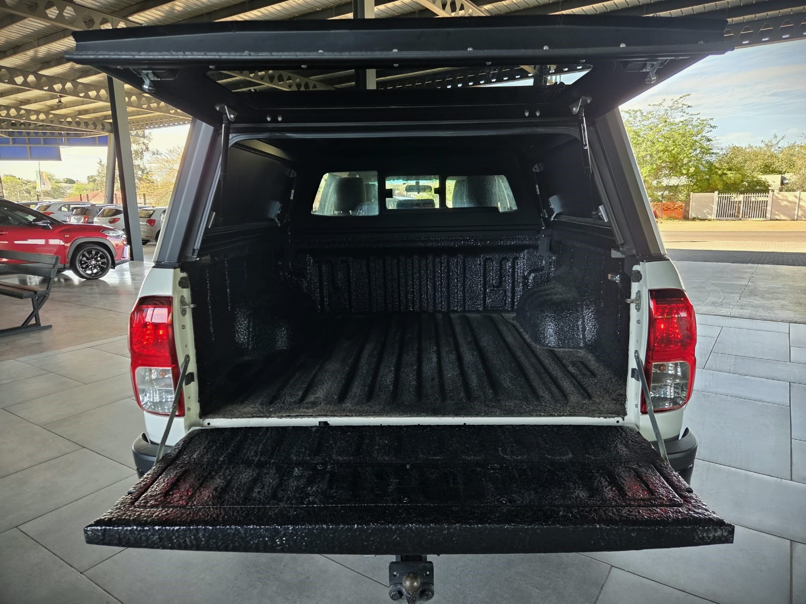 2020 TOYOTA HILUX 2.4 GD-6 DAKAR 4X4 A/T D/C