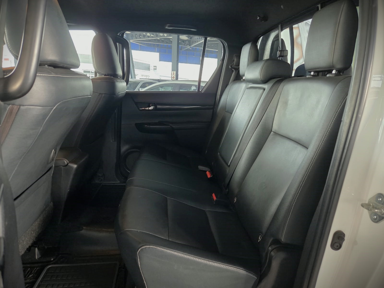 2018 Toyota Hilux 2.8 GD-6 DAKAR 4X4 D/C photo