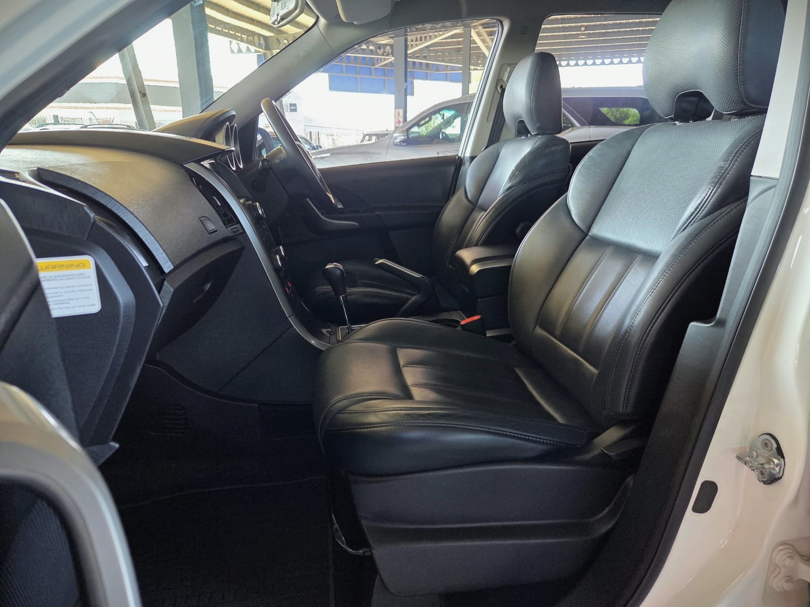 2020 MAHINDRA XUV 500 2.2D MHAWK W8 A/T 7-SEAT