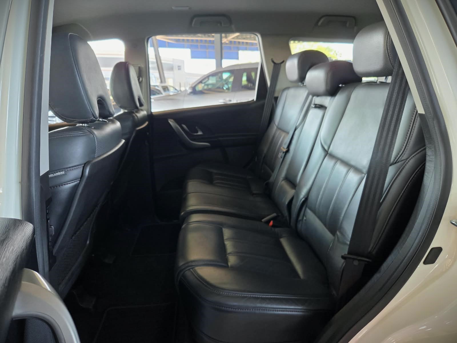 2020 MAHINDRA XUV 500 2.2D MHAWK W8 A/T 7-SEAT