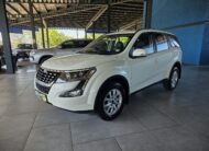 2020 MAHINDRA XUV 500 2.2D MHAWK W8 A/T 7-SEAT